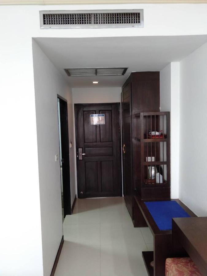 Grand Phranakhon Hotel Аюттхая Экстерьер фото